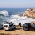 Praia do norte Nazare van parking : où dormir en van près des plus grosses vagues du monde