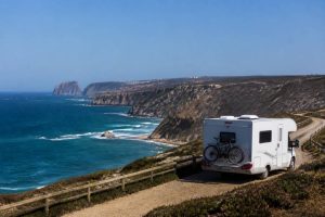 Camping-car portugal : itinéraires, aires et conseils pour voyager sereinement