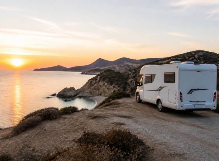 Camping car en Grèce : conseils, itinéraires et aires de stationnement