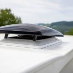Toit champignon universel pour camping-car : guide d’achat, usage et installation