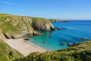 Belle-Île-en-Mer plages : les plus beaux spots à découvrir en camping-car