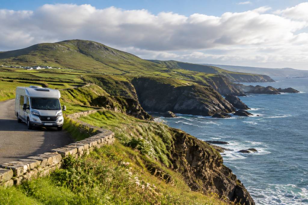 Irlande paysage sauvage : les plus beaux itinéraires en camping-car