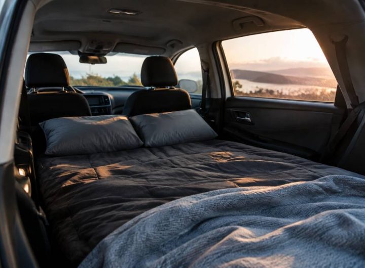 Comment dormir dans une voiture confortablement et en toute sécurité